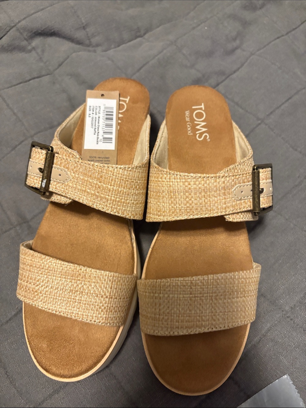 TOMS Beige Raffia Double-Band Slide Sandals Diana Mule Buckle never worn
Raffia - Picture 3 of 7
